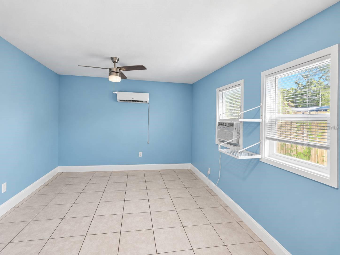 10115 N 14TH ST — photo 34