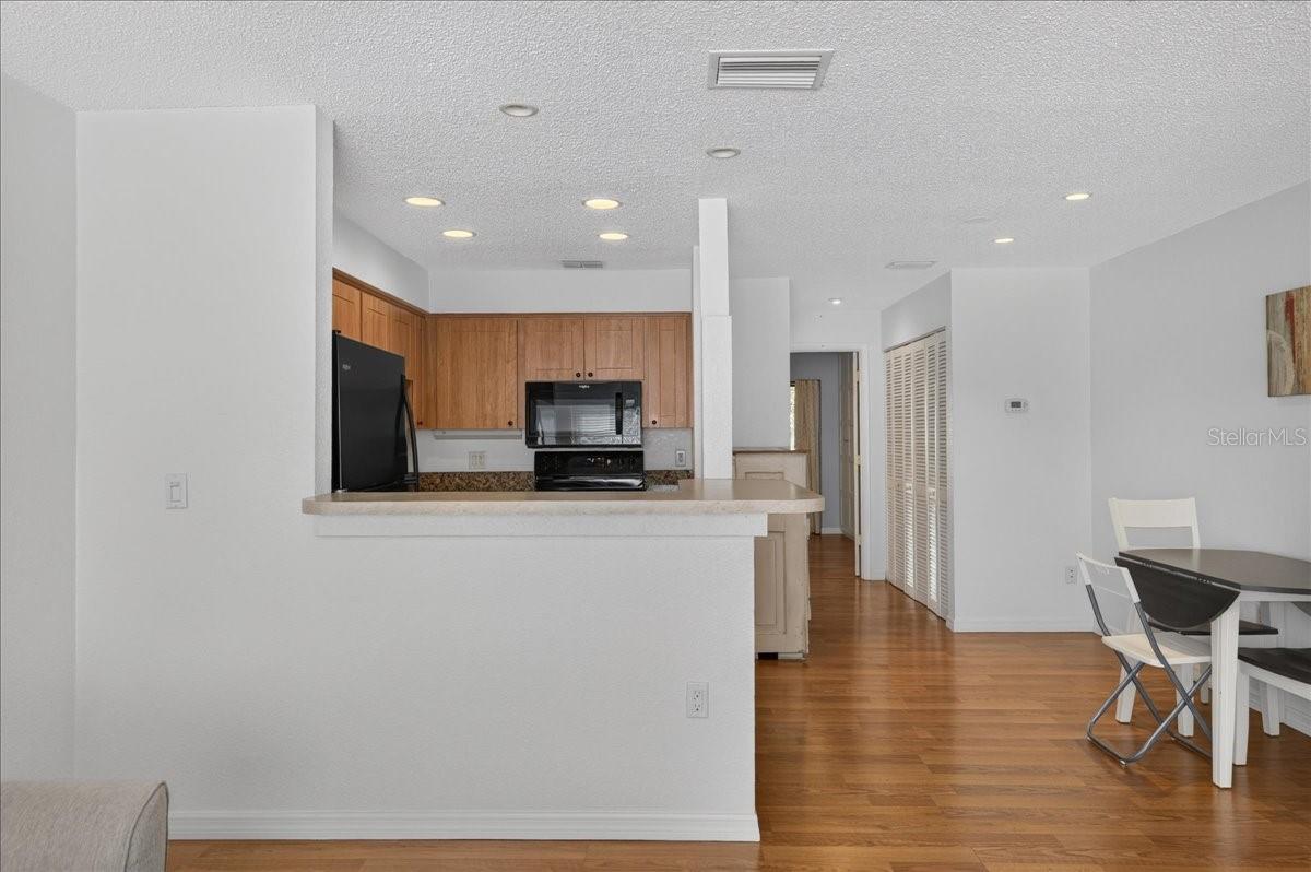 670 GREEN VALLEY RD #F4 — photo 7