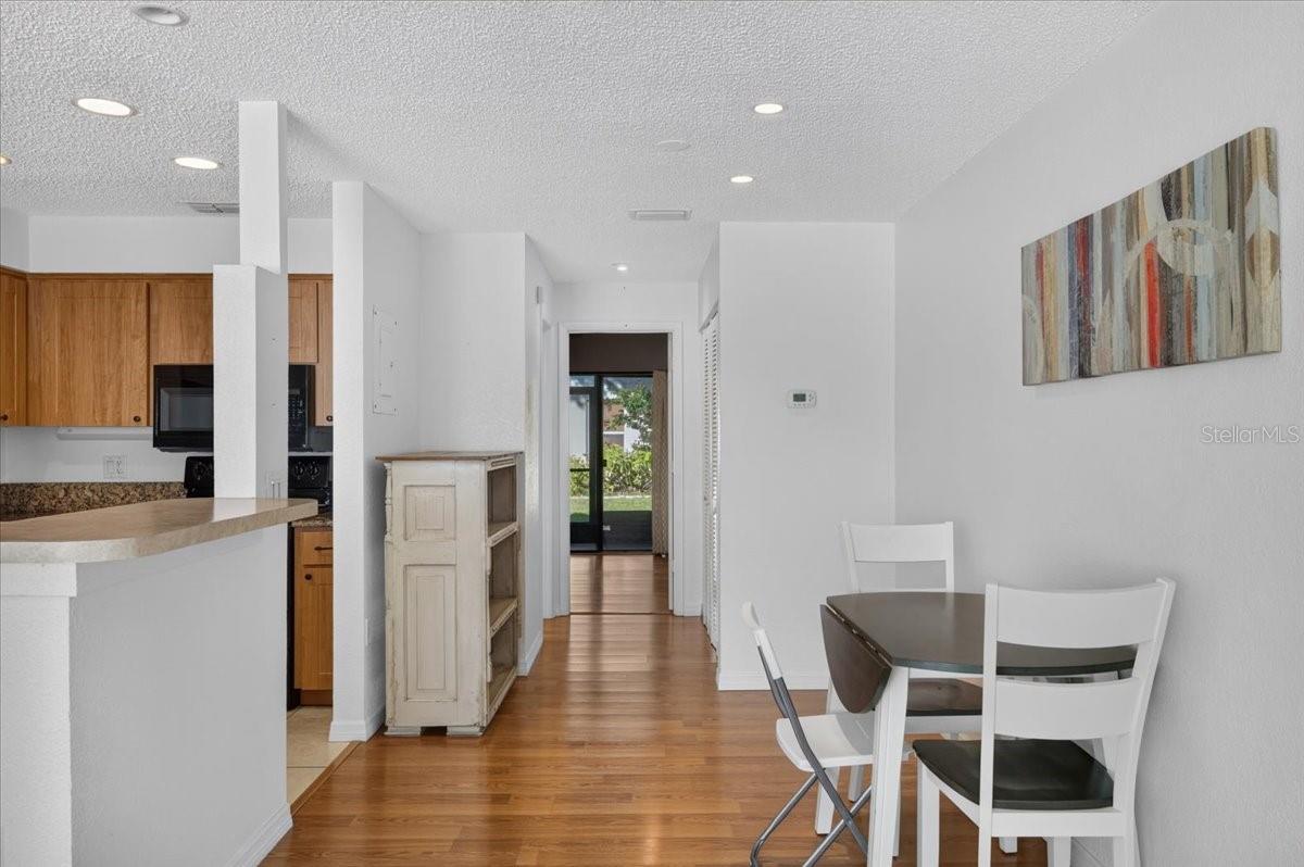 670 GREEN VALLEY RD #F4 — photo 12