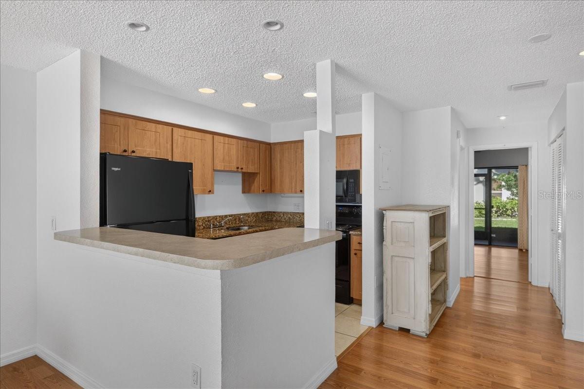 670 GREEN VALLEY RD #F4 — photo 11