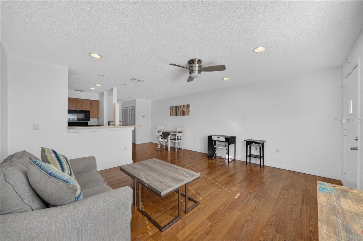 670 GREEN VALLEY RD #F4 — photo 4