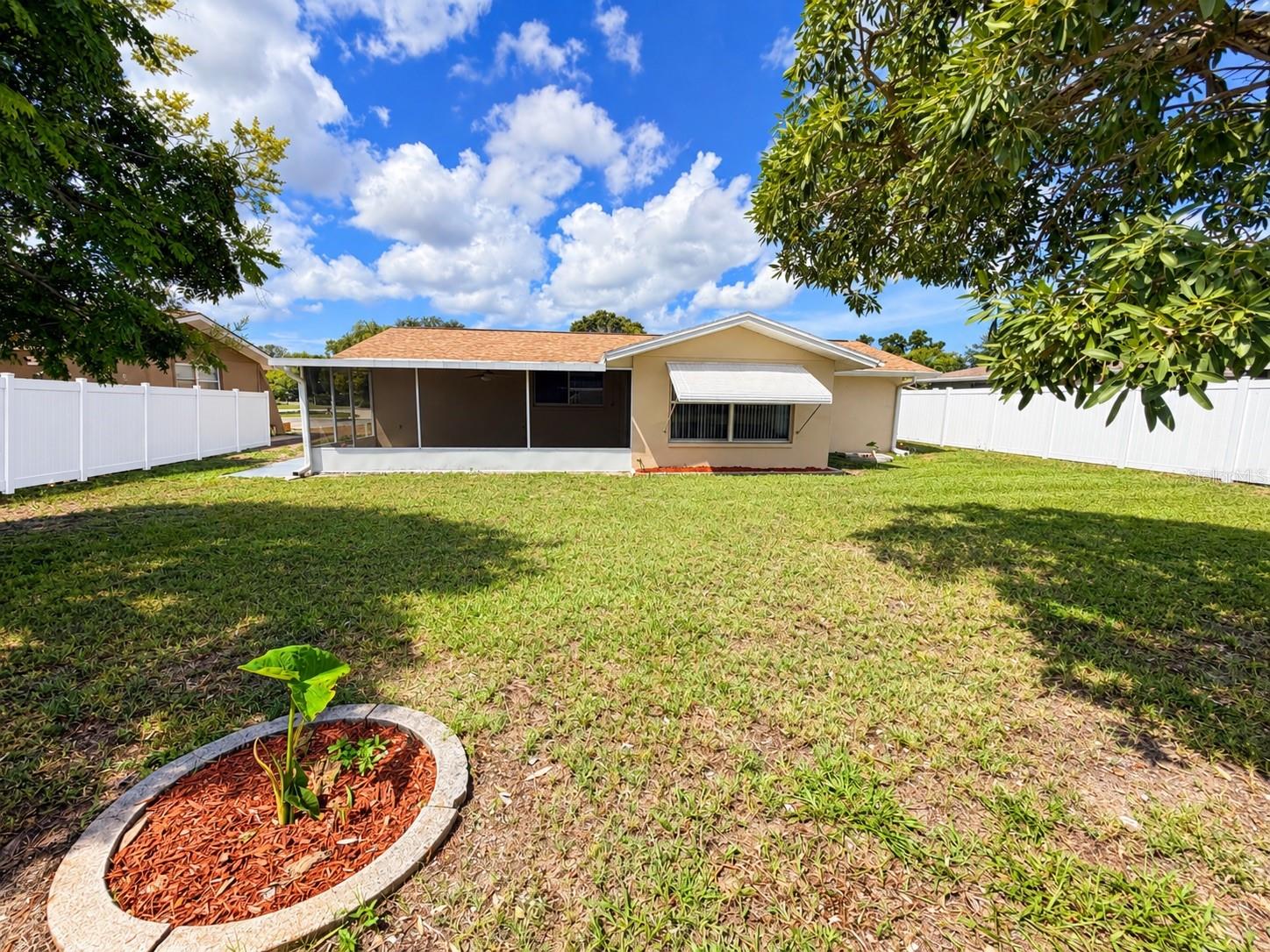 10118 HOLLY DR — photo 28