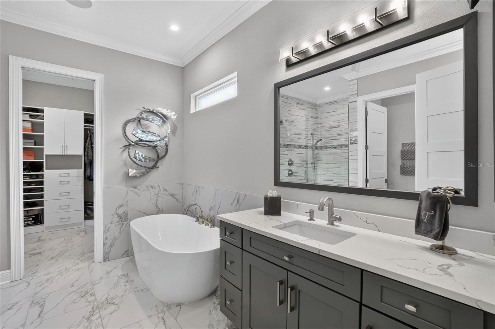 3718 W DALE AVE — photo 16