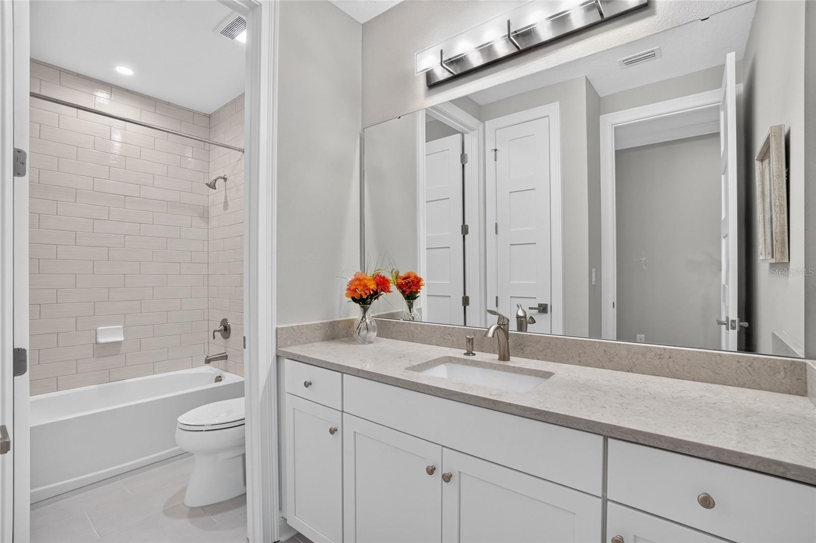 3718 W DALE AVE — photo 25