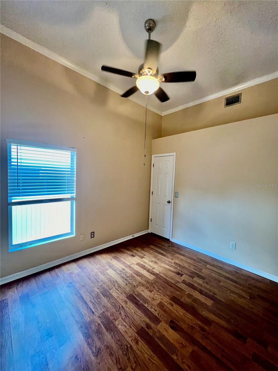 2413 NEEDHAM DR — photo 25