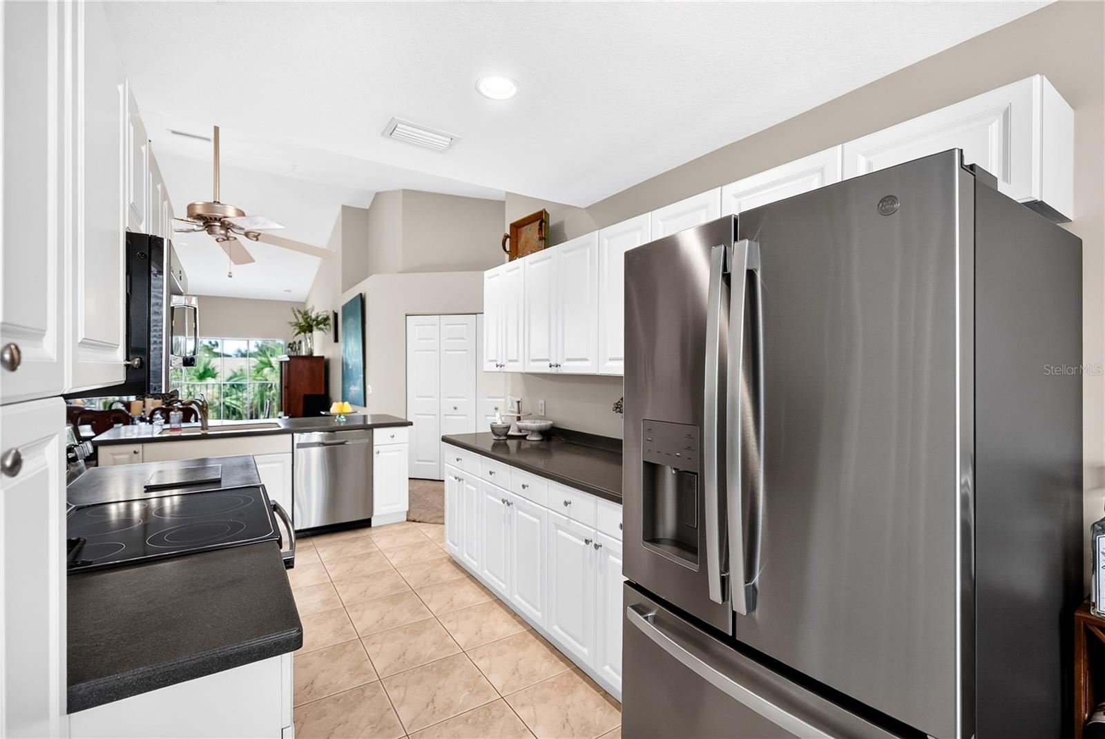 7609 SWEETBAY CIR #NA — photo 17