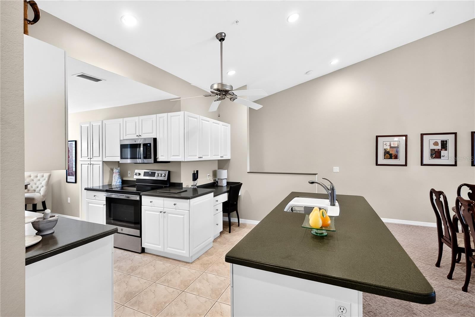 7609 SWEETBAY CIR #NA — photo 11