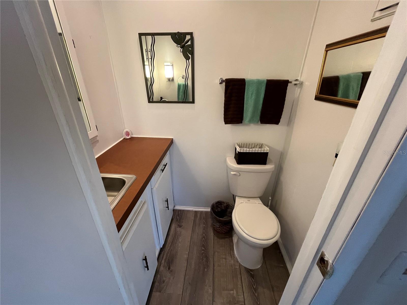 984 JOLANDA CIR — photo 26