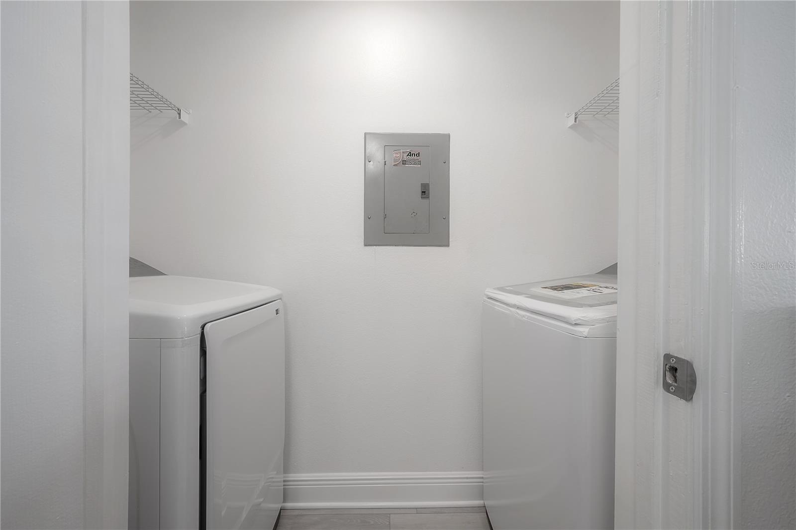 800 S DAKOTA AVE #327 — photo 9