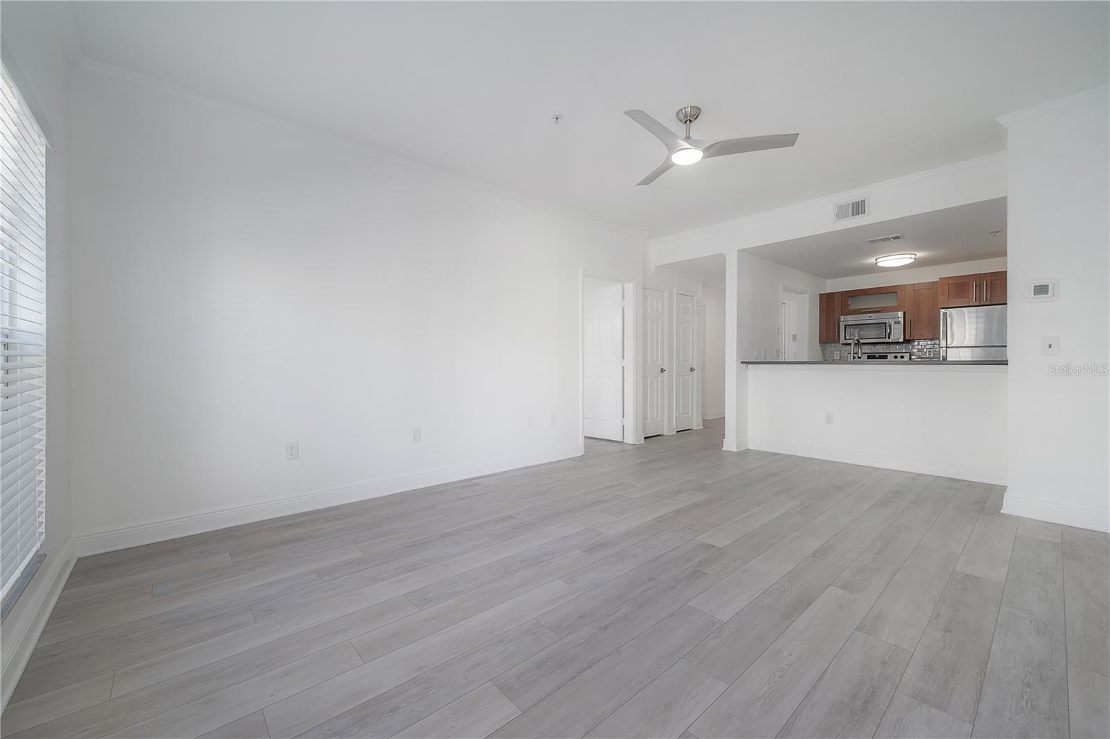 800 S DAKOTA AVE #327 — photo 18