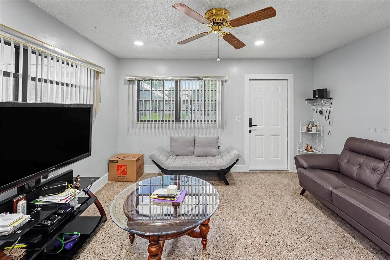 4916 ELDORADO DR — photo 10