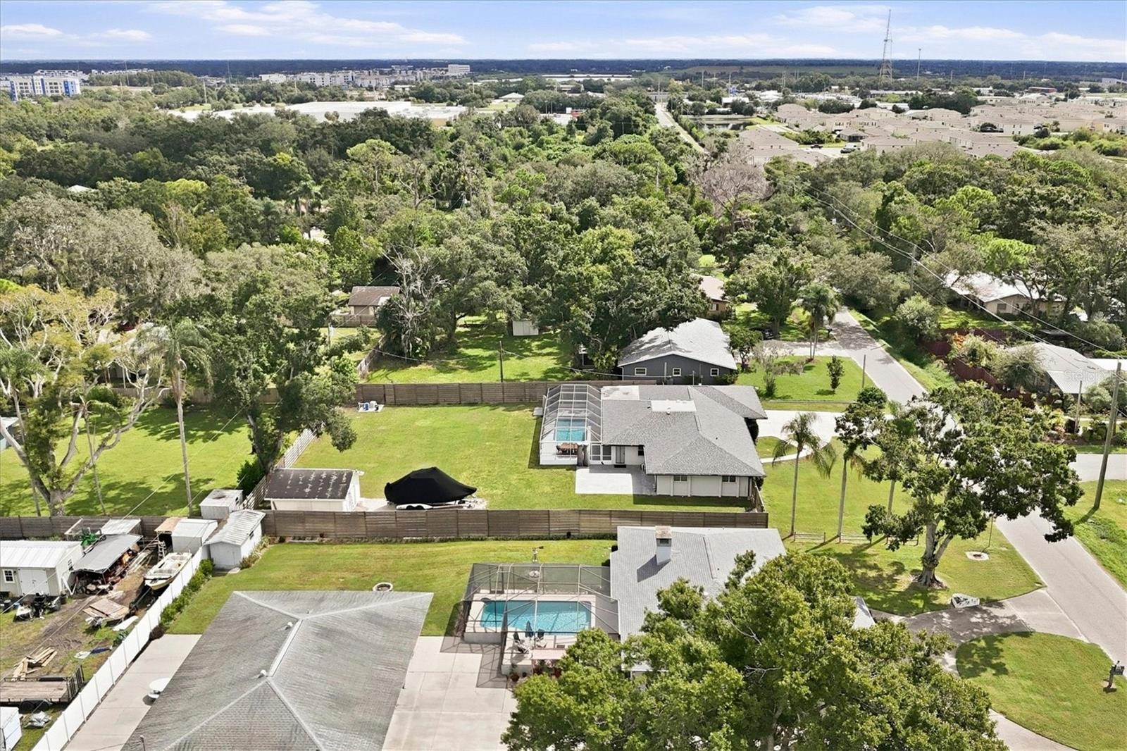 5605 SAWGRASS RD — photo 42