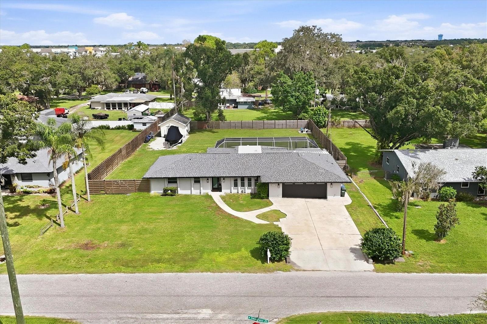 5605 SAWGRASS RD — photo 57