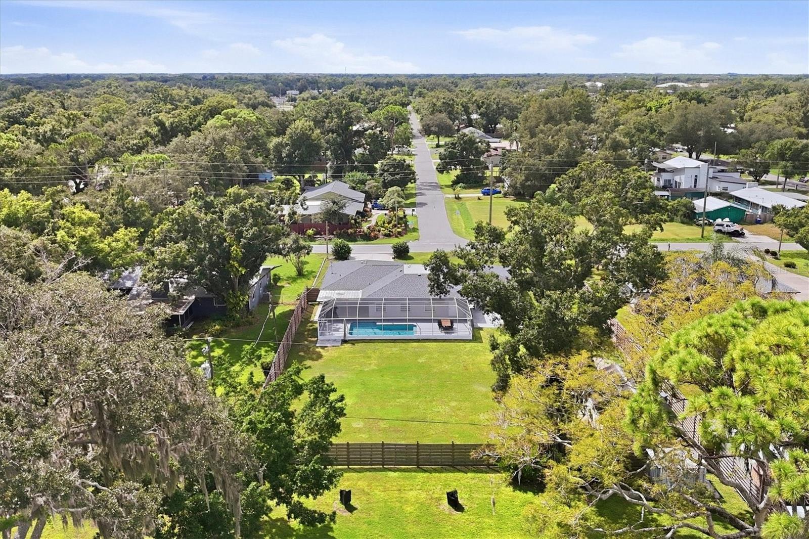 5605 SAWGRASS RD — photo 43