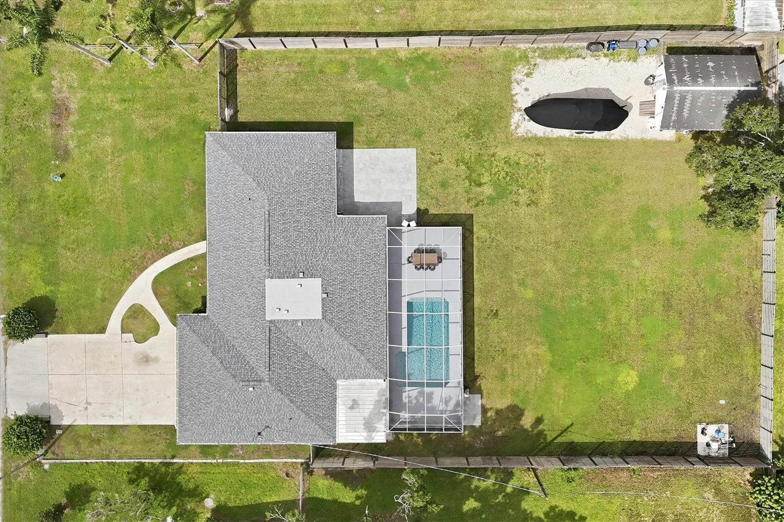 5605 SAWGRASS RD — photo 39