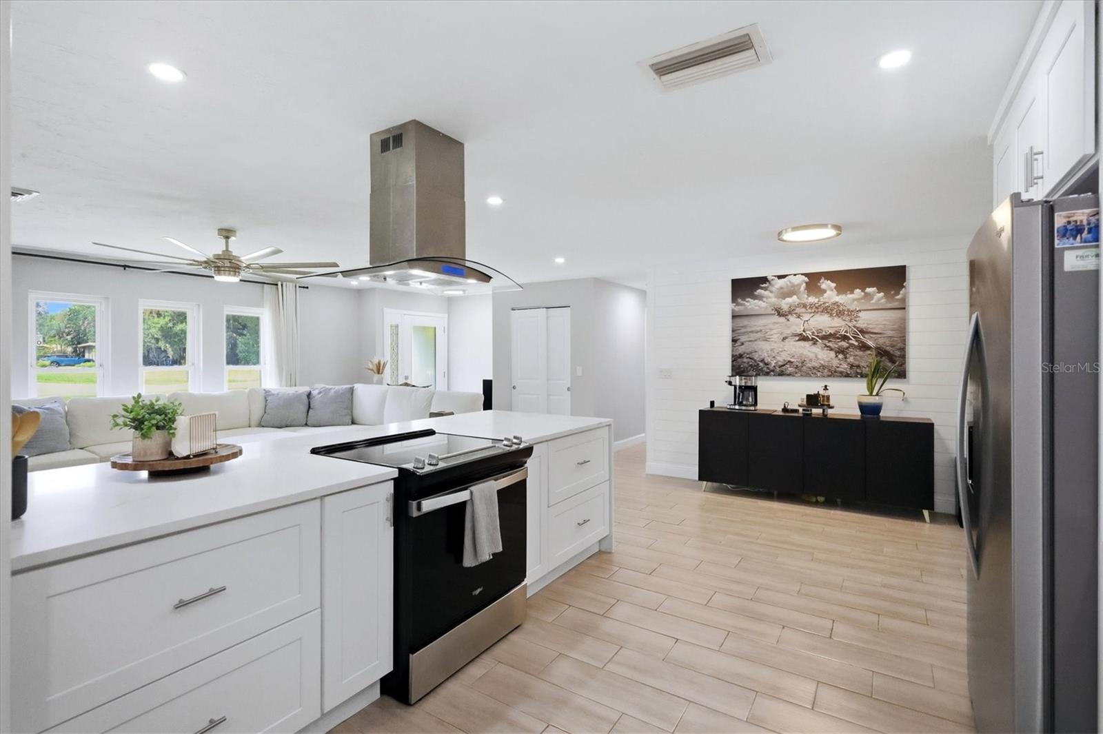 5605 SAWGRASS RD — photo 15