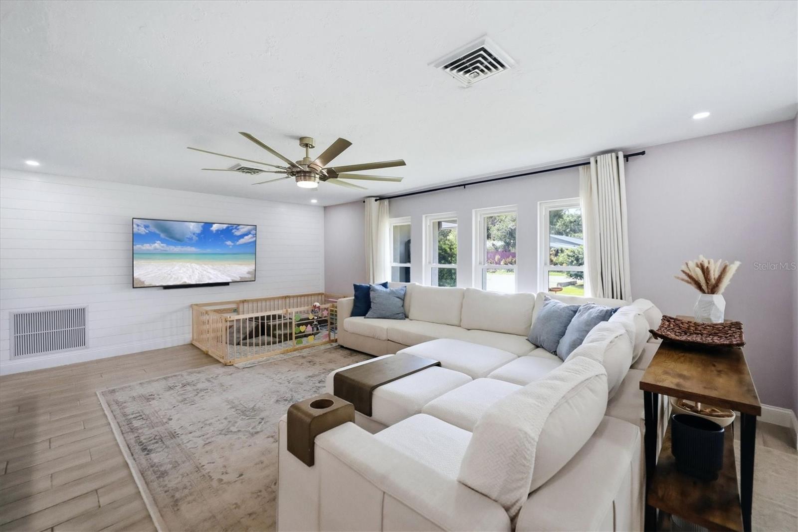 5605 SAWGRASS RD — photo 7
