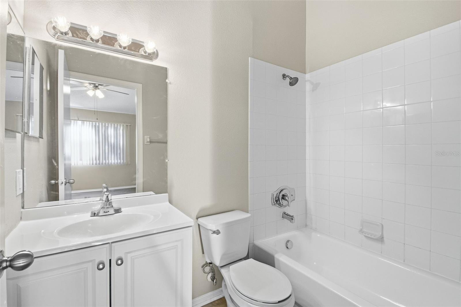 5512 CARROLLWOOD KEY DR — photo 42