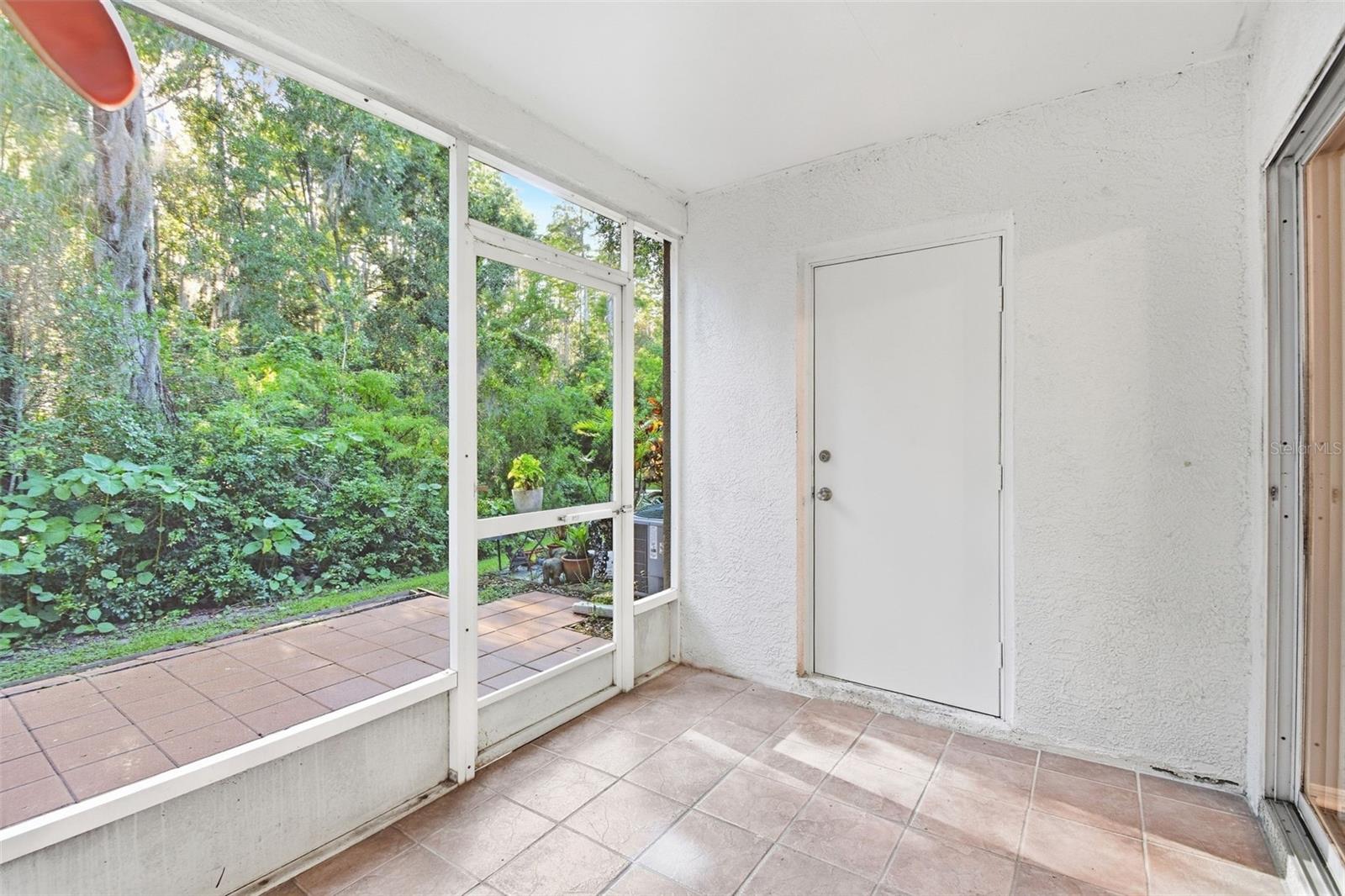 5512 CARROLLWOOD KEY DR — photo 48