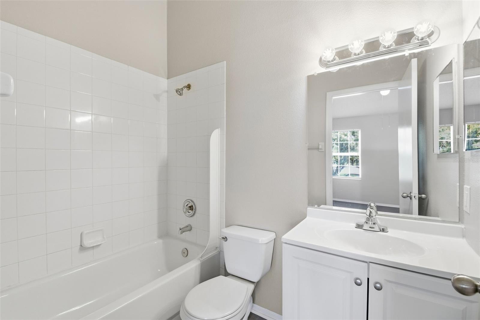 5512 CARROLLWOOD KEY DR — photo 40