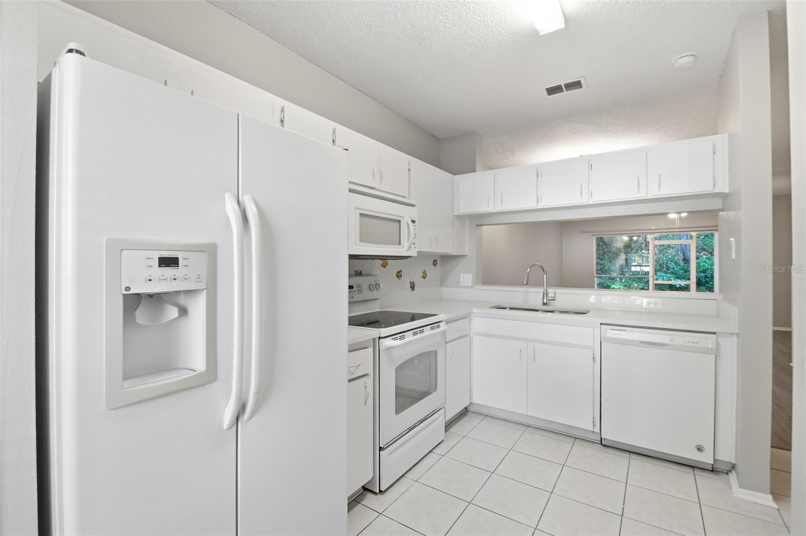 5512 CARROLLWOOD KEY DR — photo 23