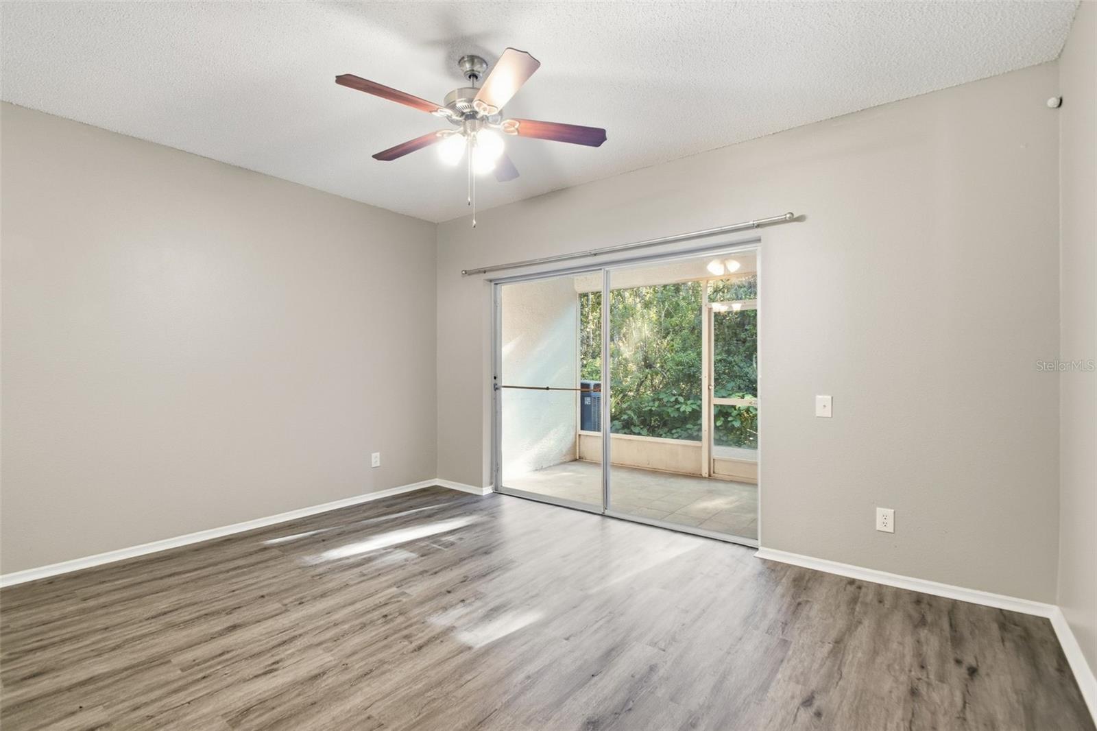 5512 CARROLLWOOD KEY DR — photo 38