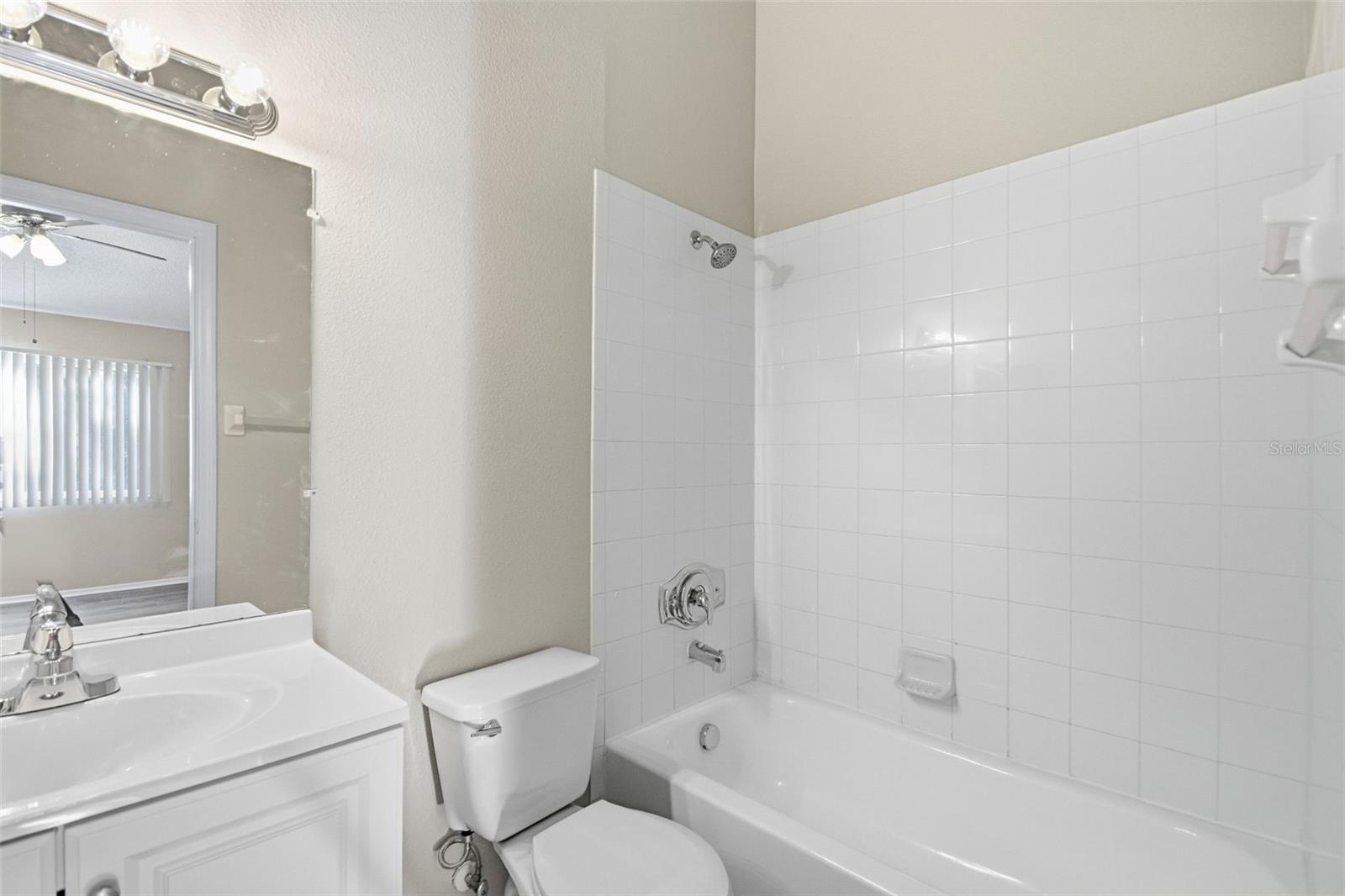5512 CARROLLWOOD KEY DR — photo 43