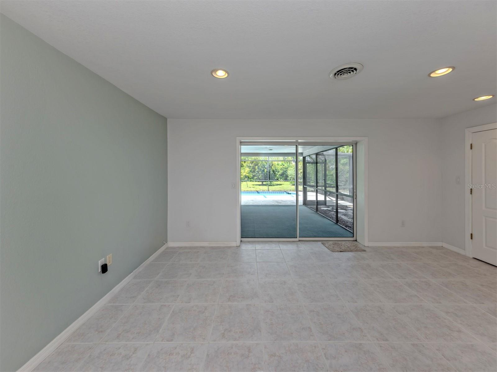 324 PONCE DE LEON AVE — photo 12