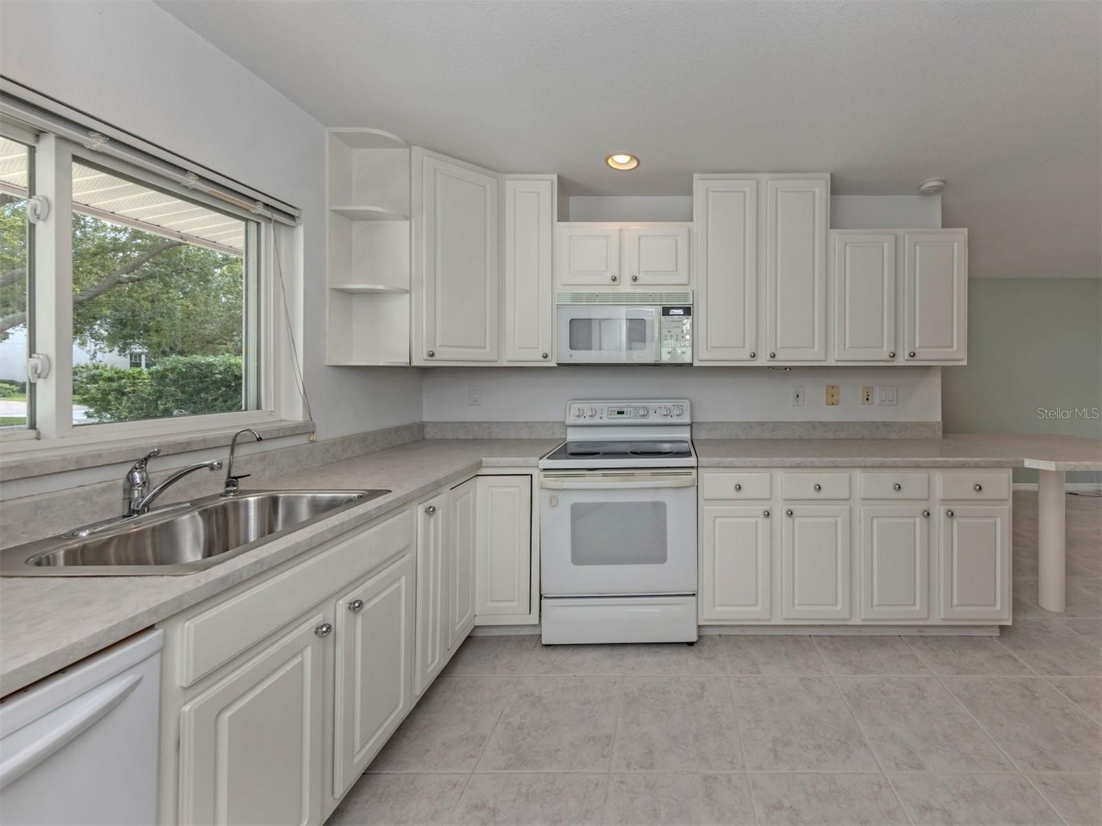 324 PONCE DE LEON AVE — photo 16