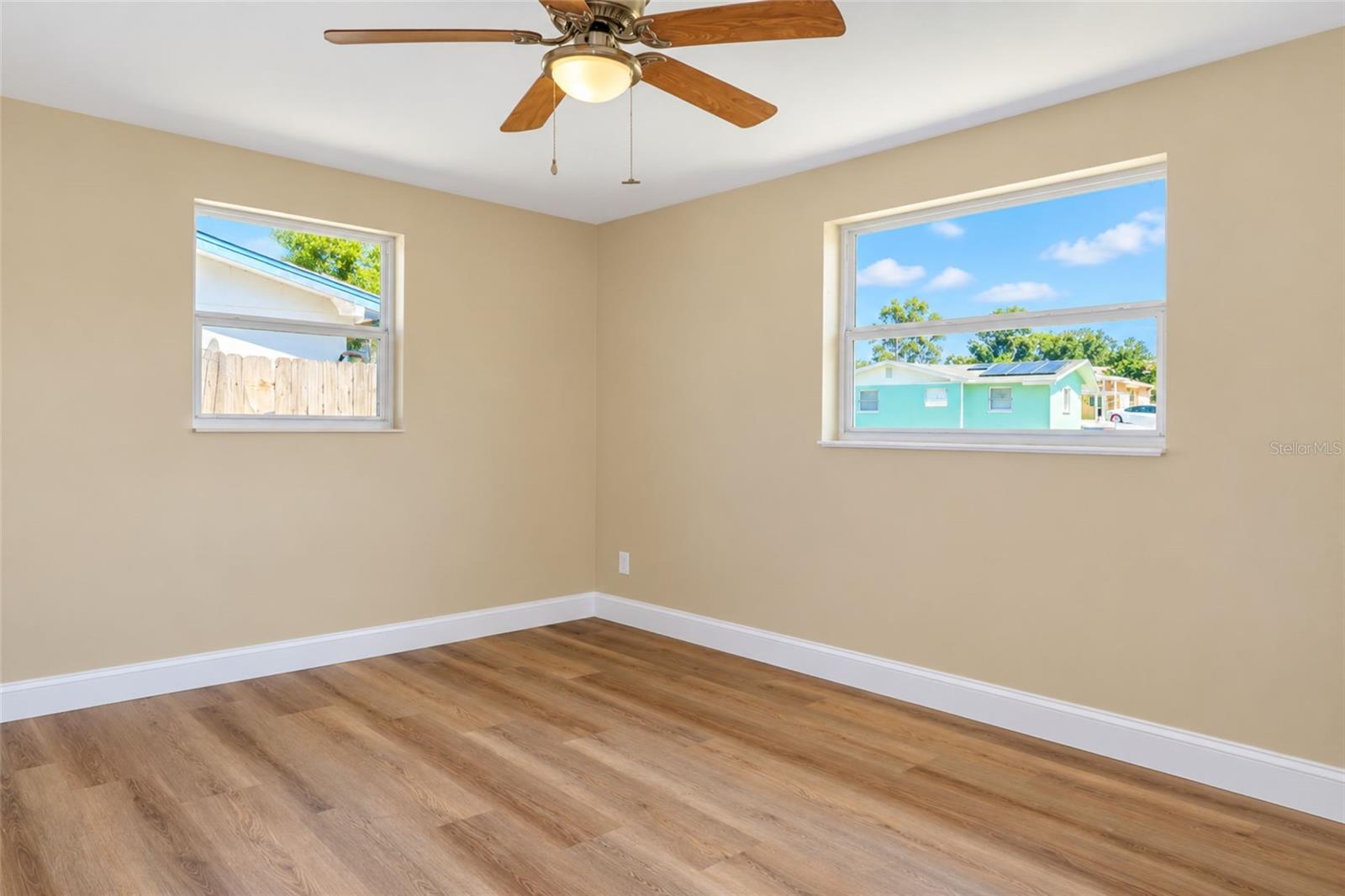 3521 KIMBERLY OAKS DR — photo 4