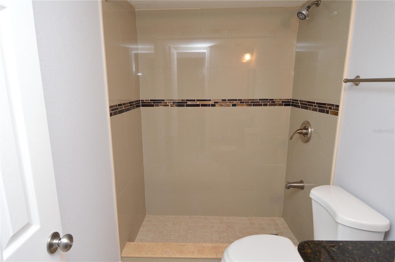 8647 MALLARD RESERVE DR #104 — photo 27