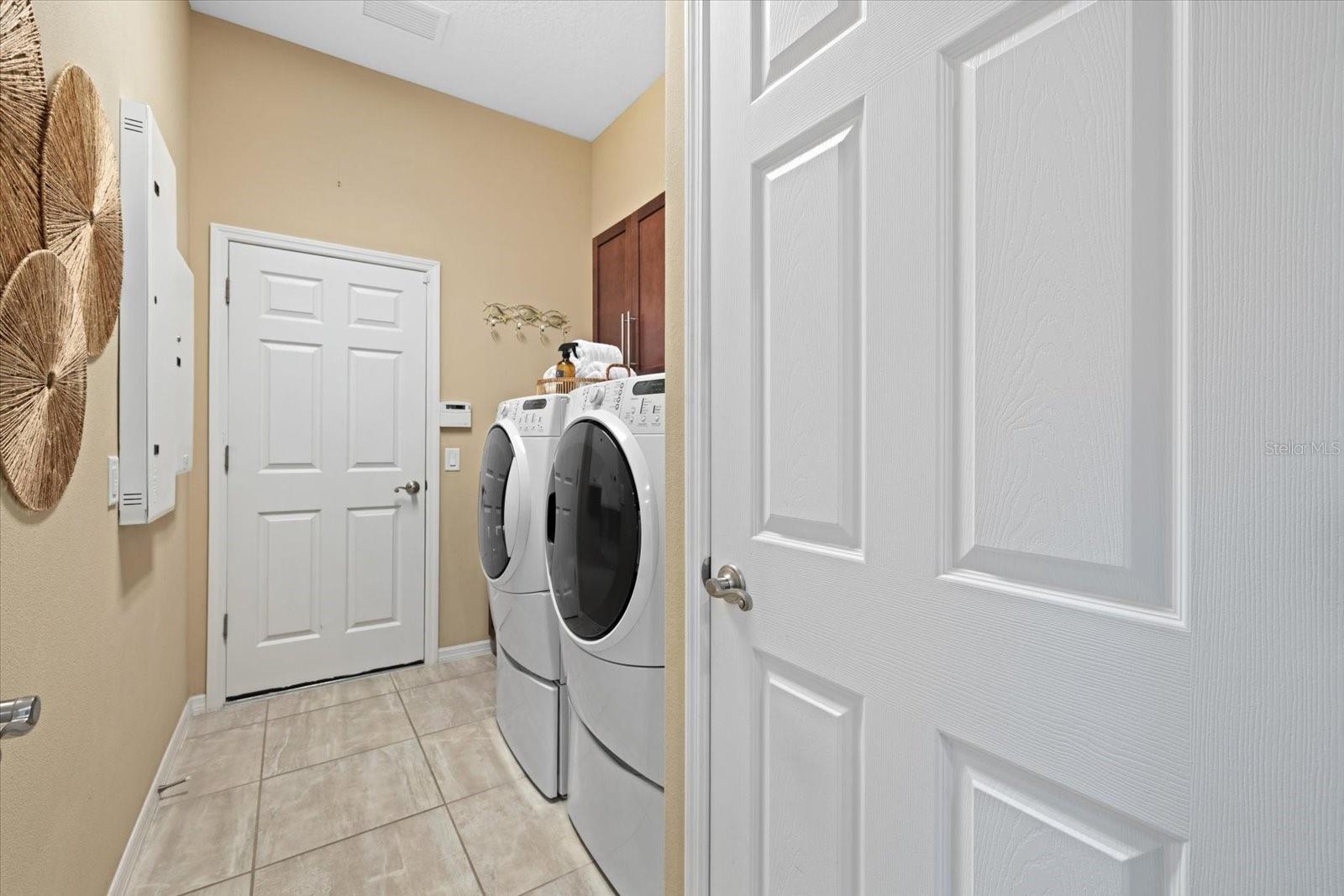 575 FORE DR — photo 23
