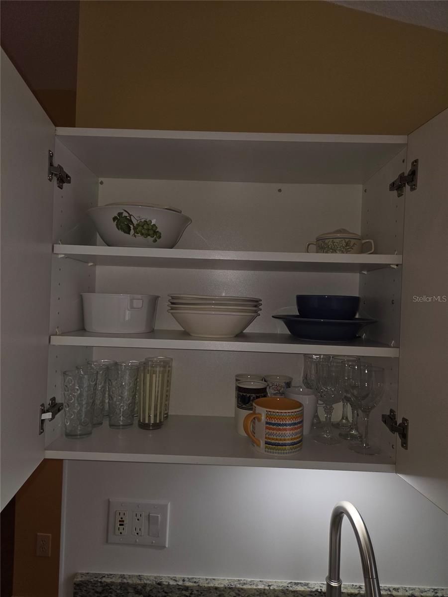 14602 BOURNEMOUTH RD #LOFT — photo 22