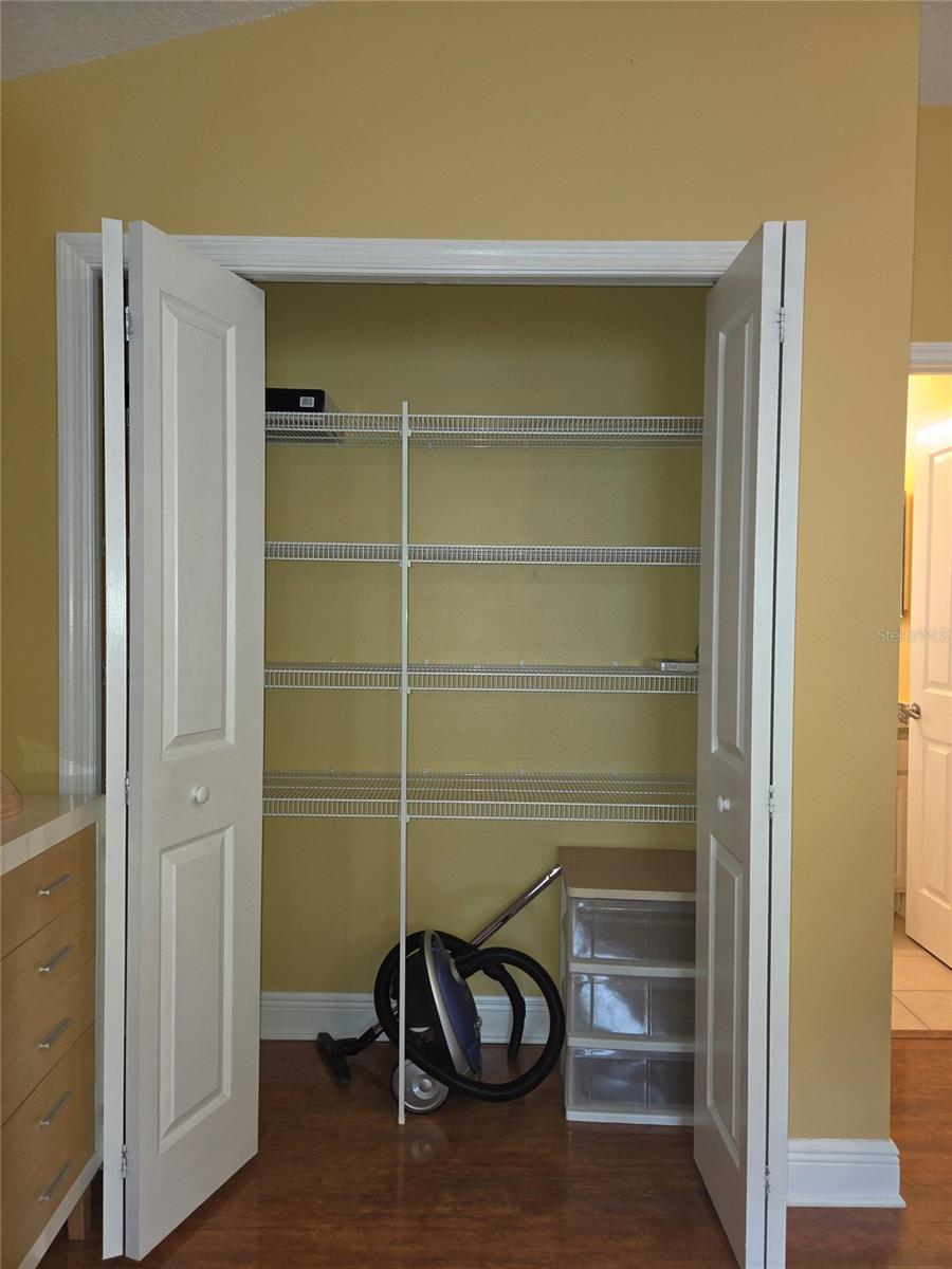 14602 BOURNEMOUTH RD #LOFT — photo 44