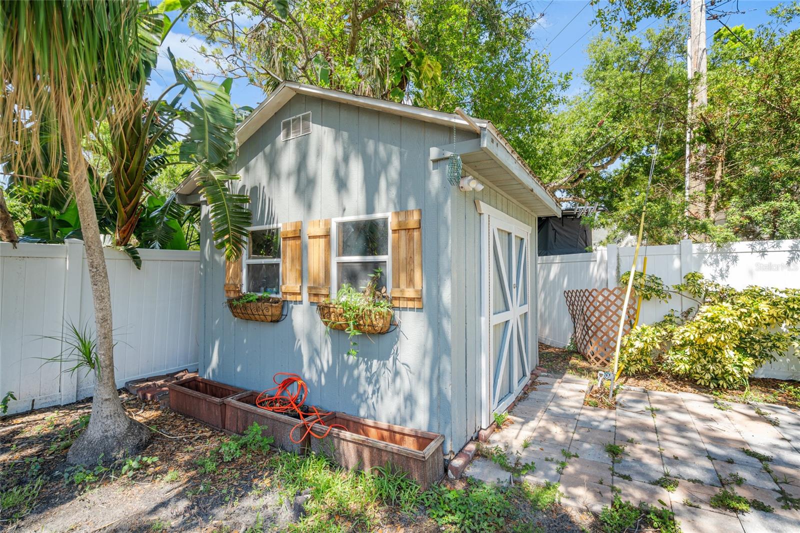 404 S WEST SHORE BLVD — photo 12