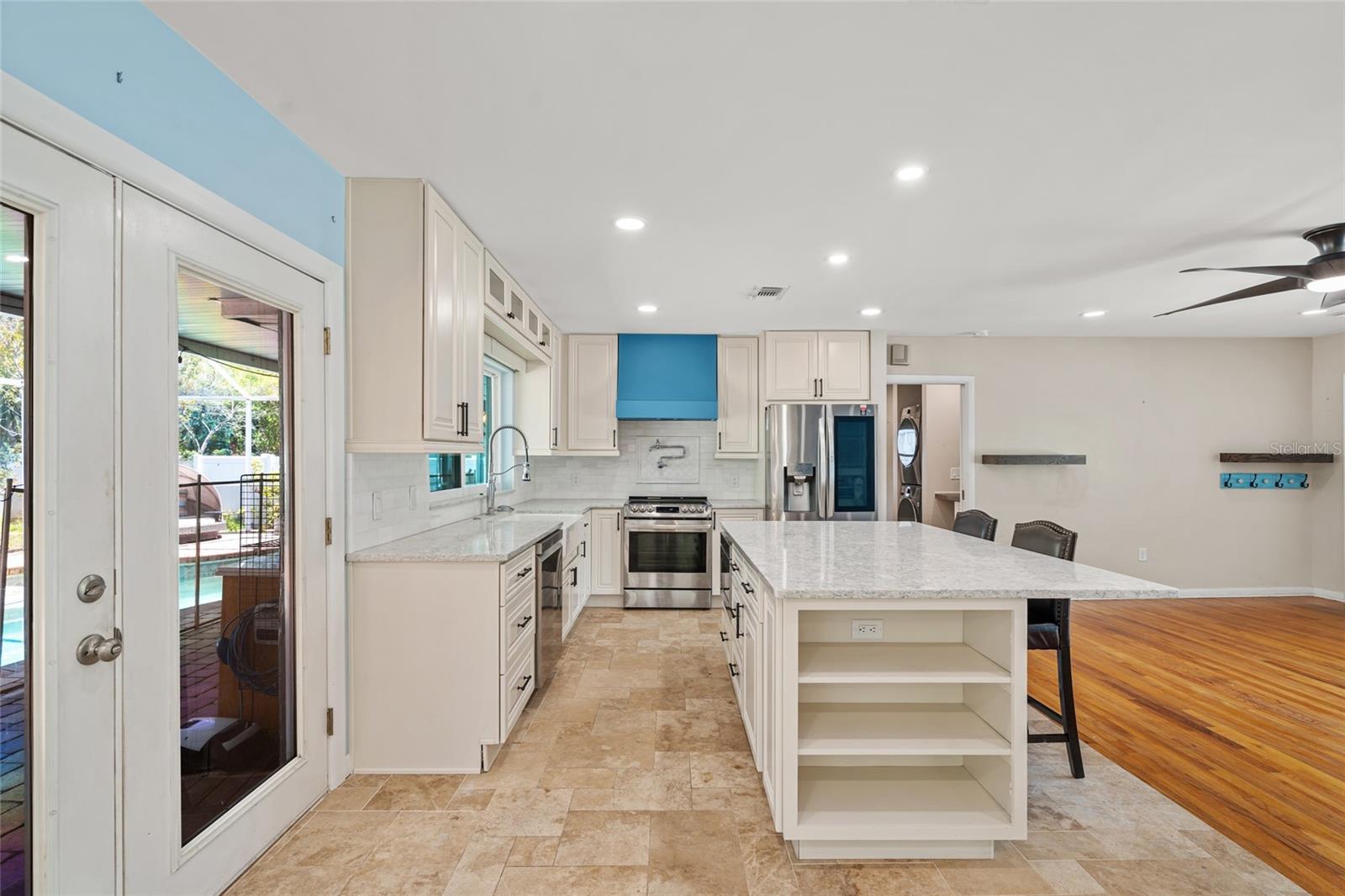 404 S WEST SHORE BLVD — photo 5