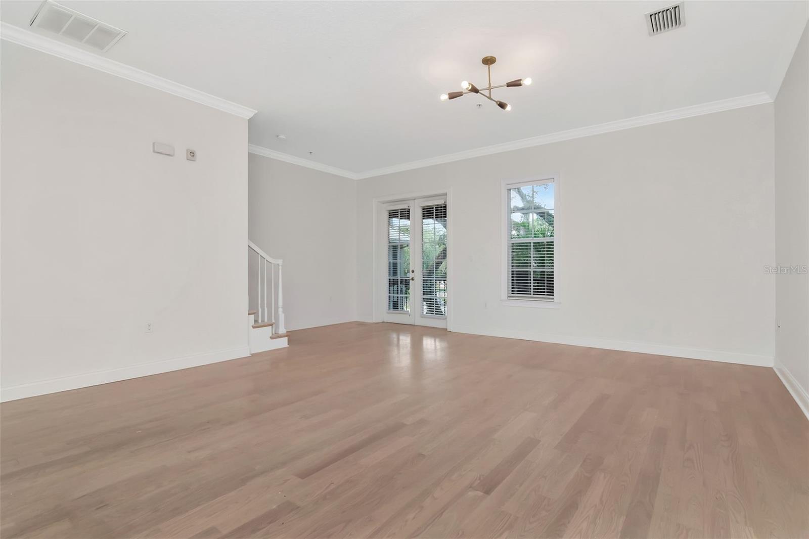 1008 S MOODY AVE #2 — photo 40