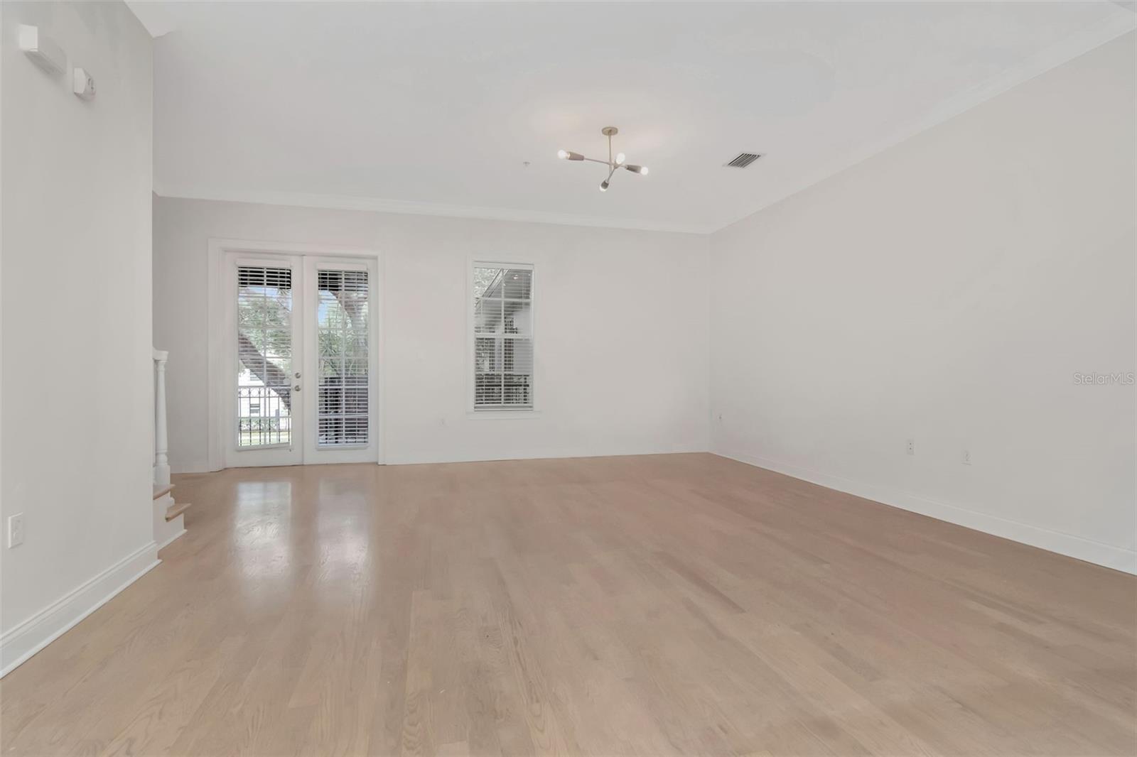 1008 S MOODY AVE #2 — photo 37