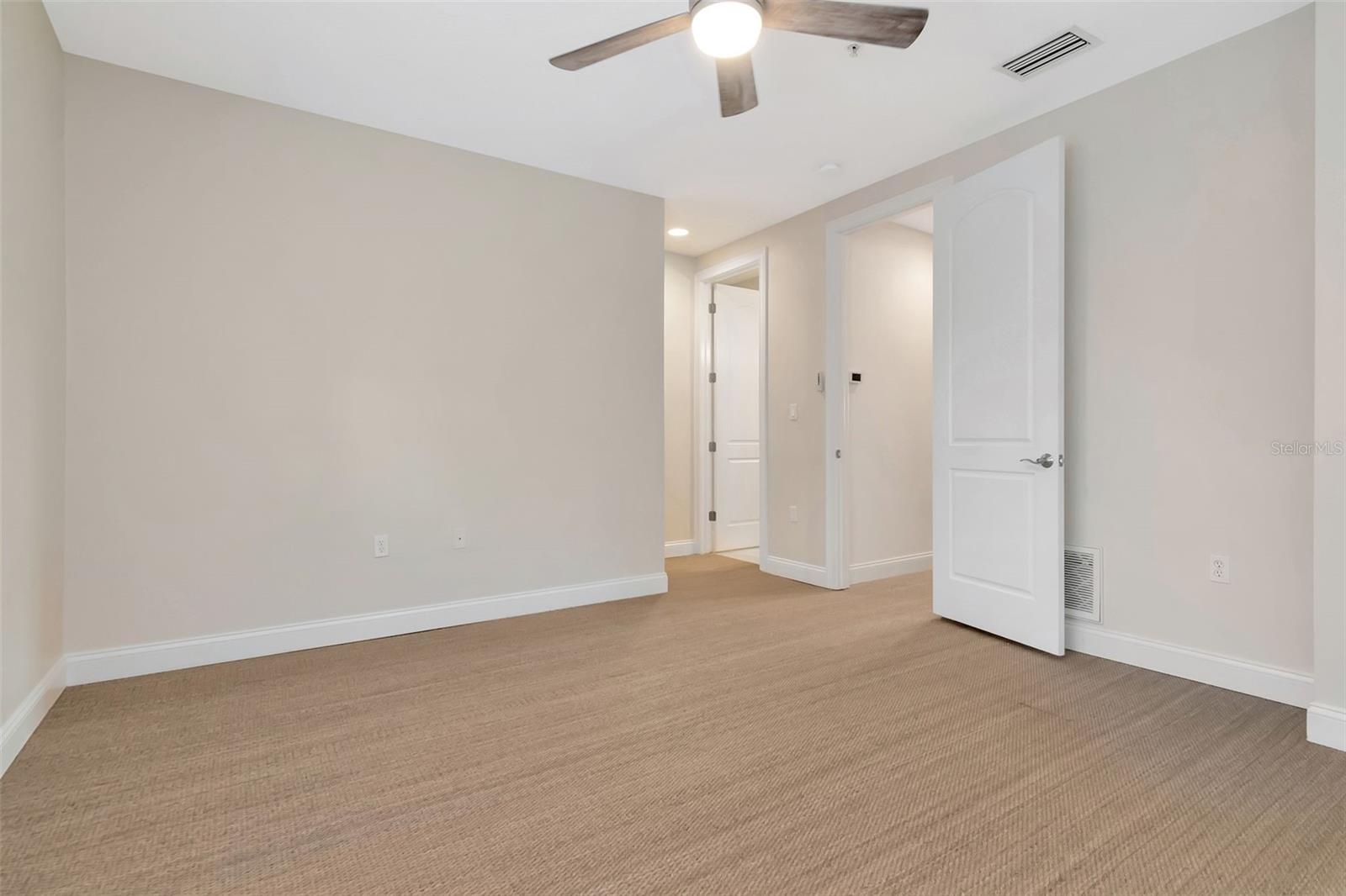 1008 S MOODY AVE #2 — photo 50
