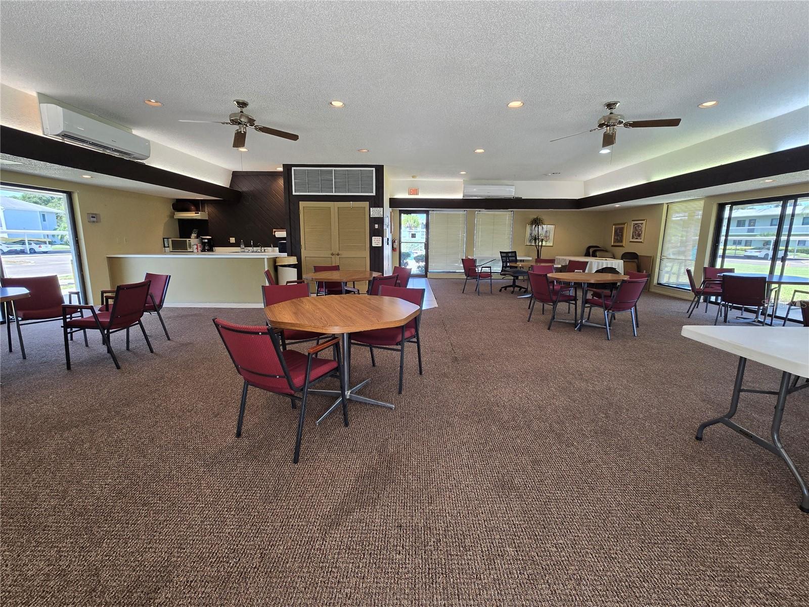 127 NANCY DR #127 — photo 40
