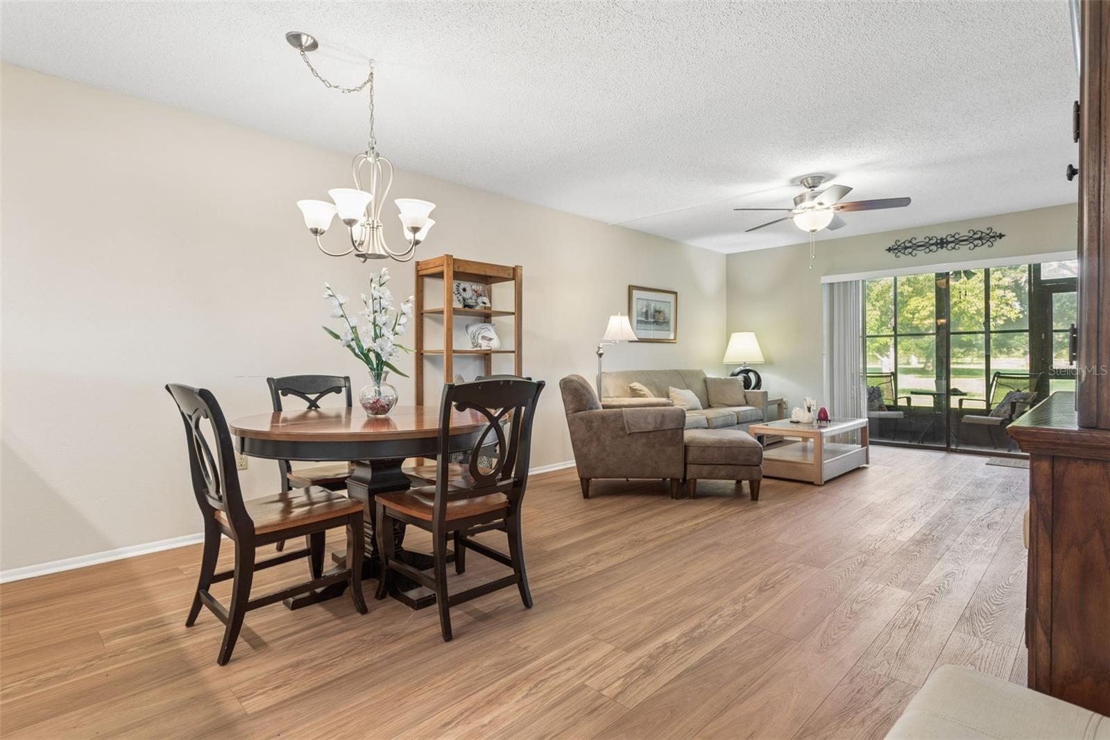 127 NANCY DR #127 — photo 4