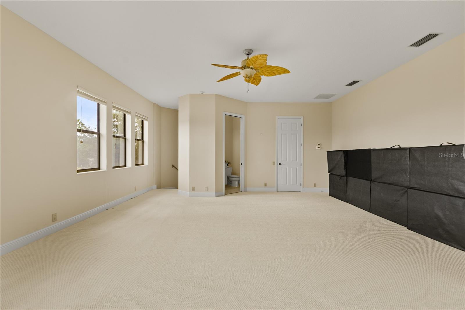 7819 ROSEHALL CV — photo 42