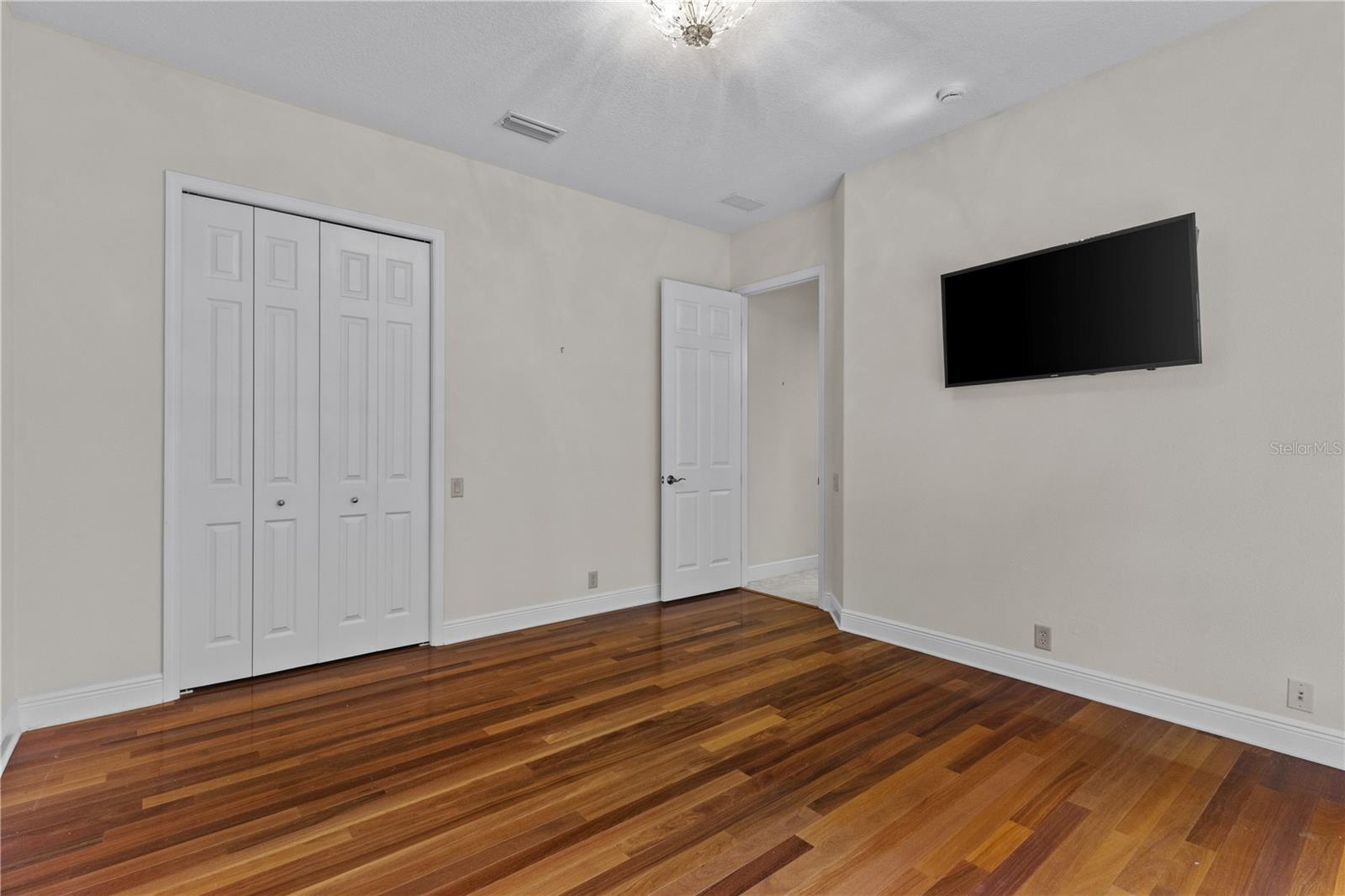 7819 ROSEHALL CV — photo 29
