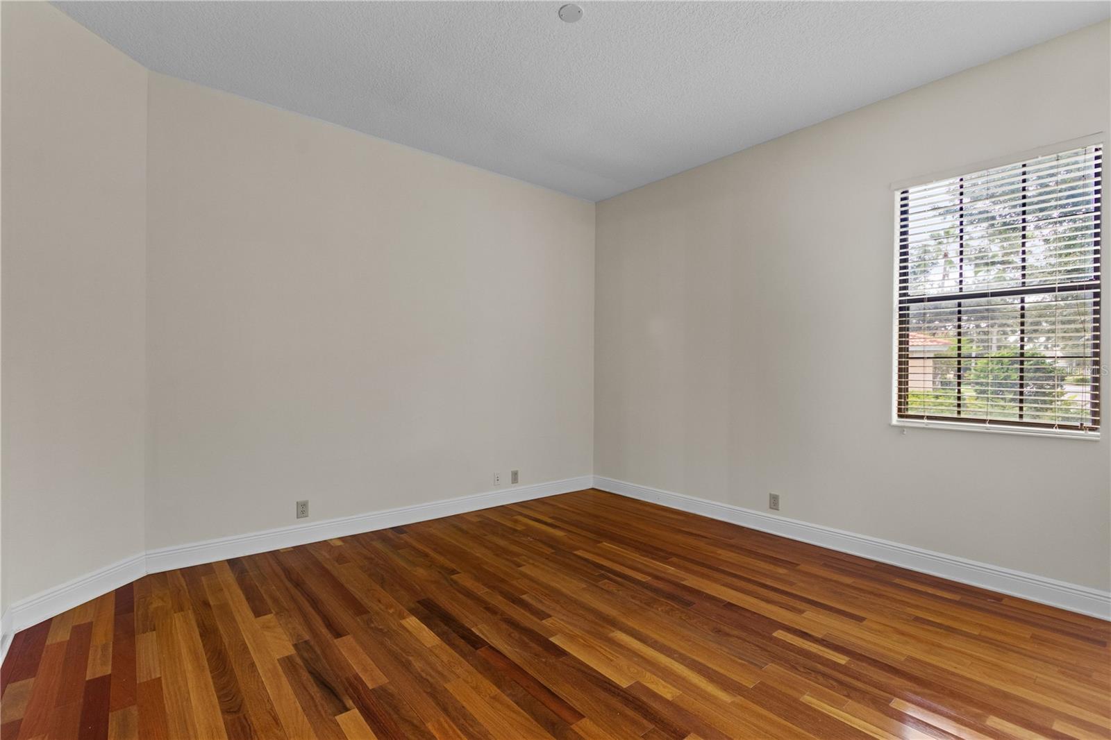 7819 ROSEHALL CV — photo 26