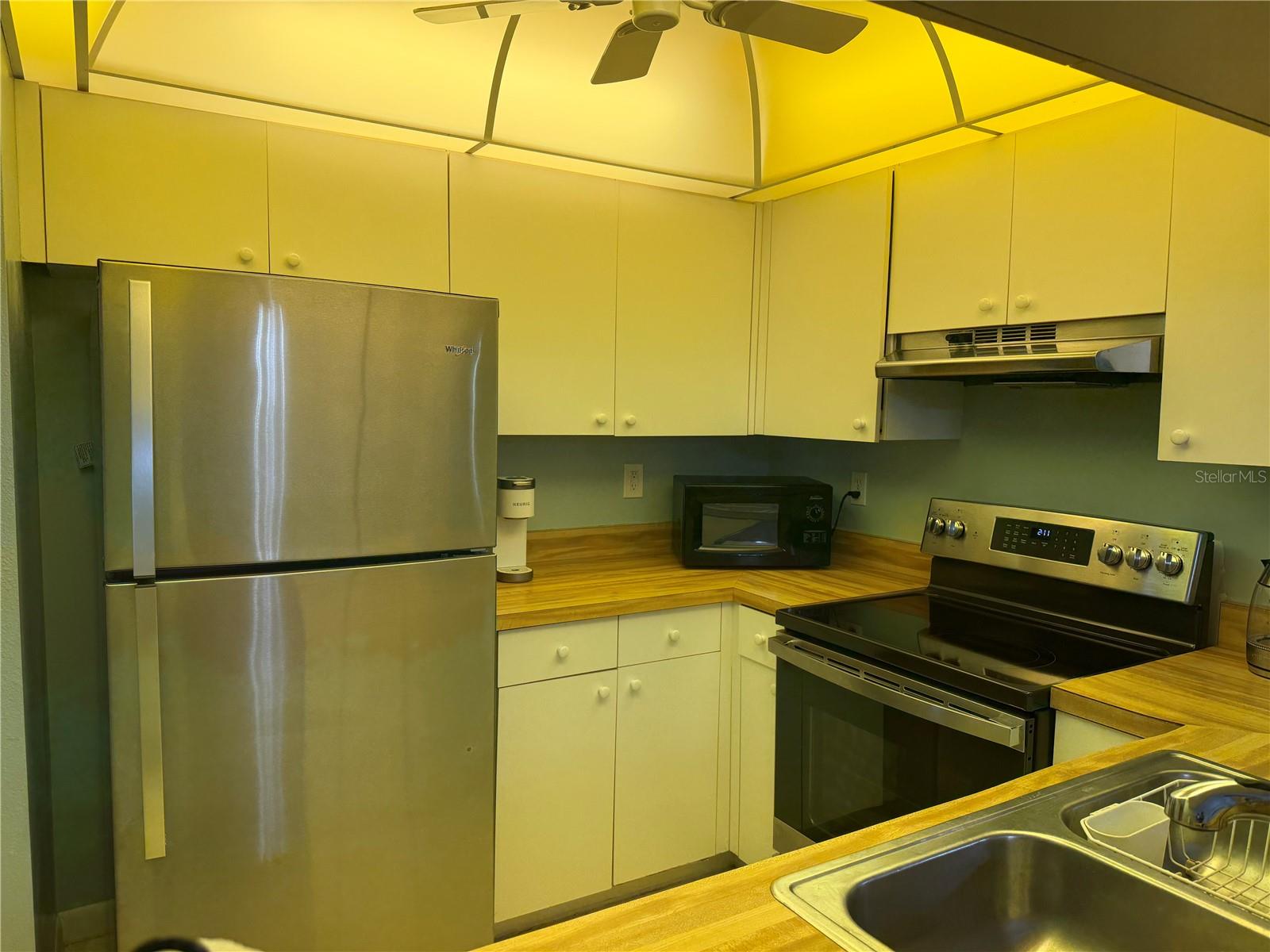 634 BIRD BAY DR E #201 — photo 8