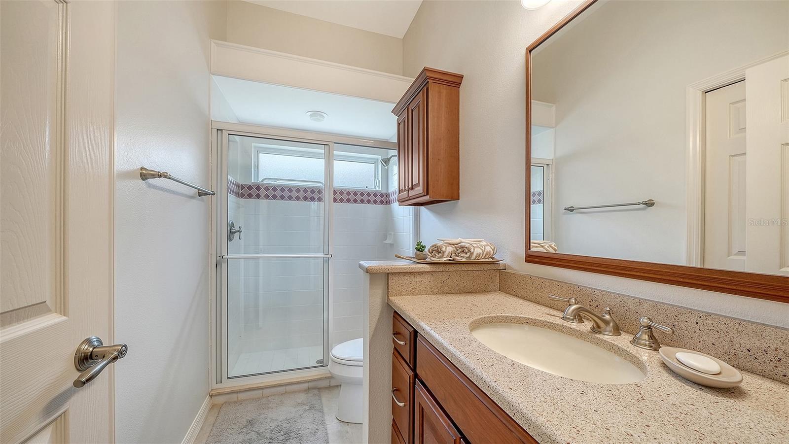 8105 COLLINGWOOD CT — photo 33