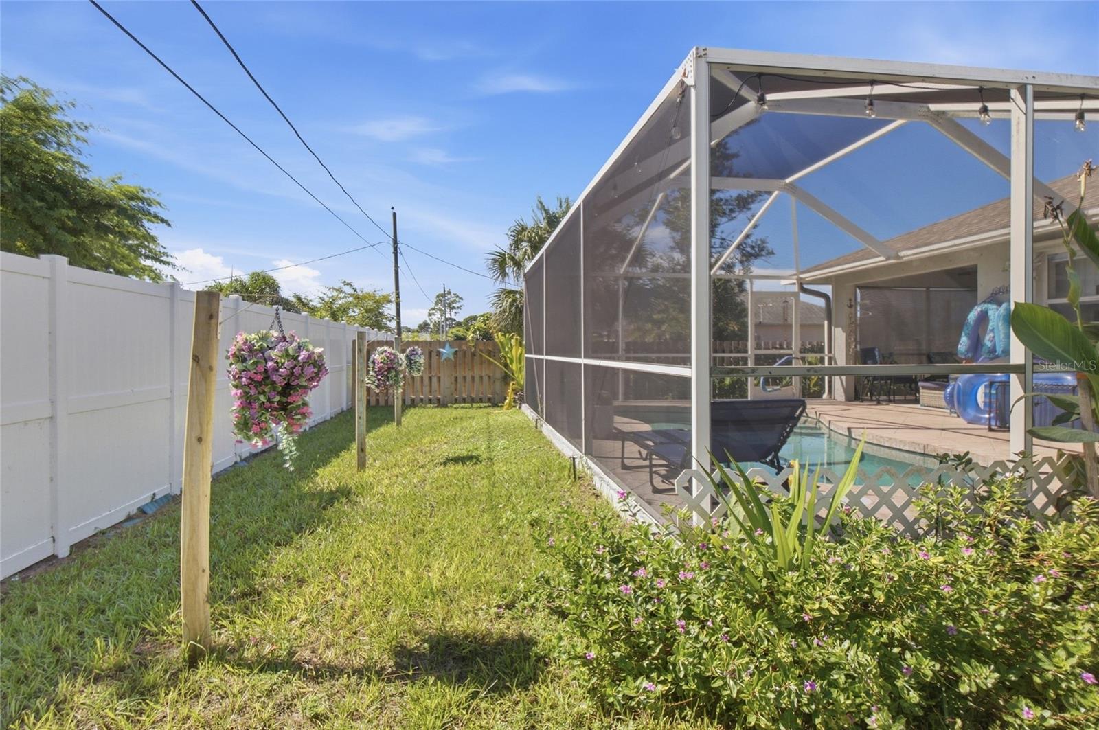 5295 DREW RD — photo 26