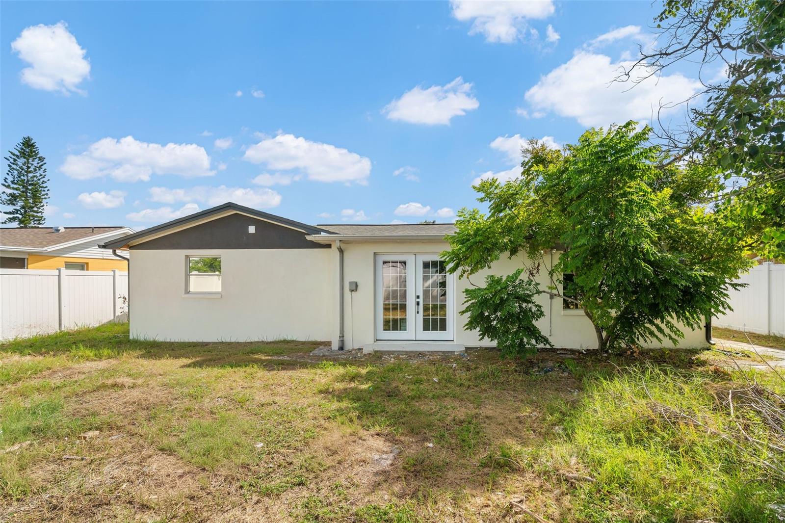 3041 HOLIDAY LAKE DR — photo 23