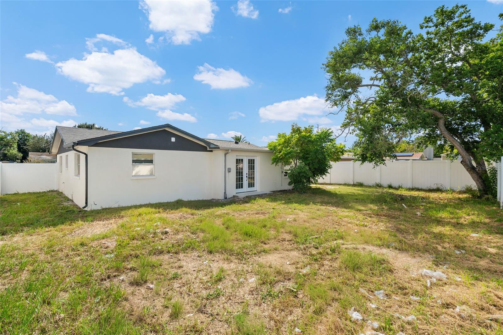 3041 HOLIDAY LAKE DR — photo 25