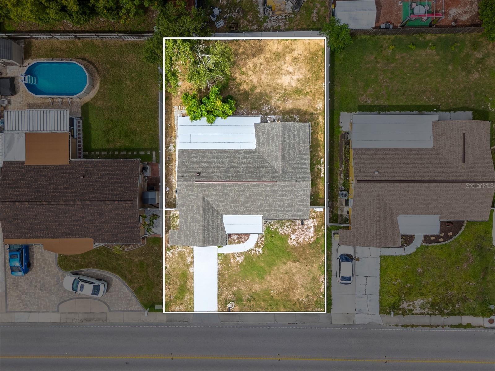 3041 HOLIDAY LAKE DR — photo 32